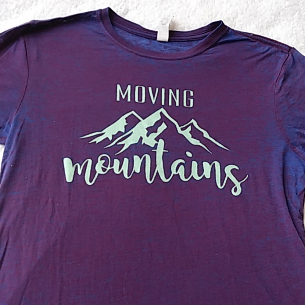 3/$25 Moving Mountains light weight purple shirt